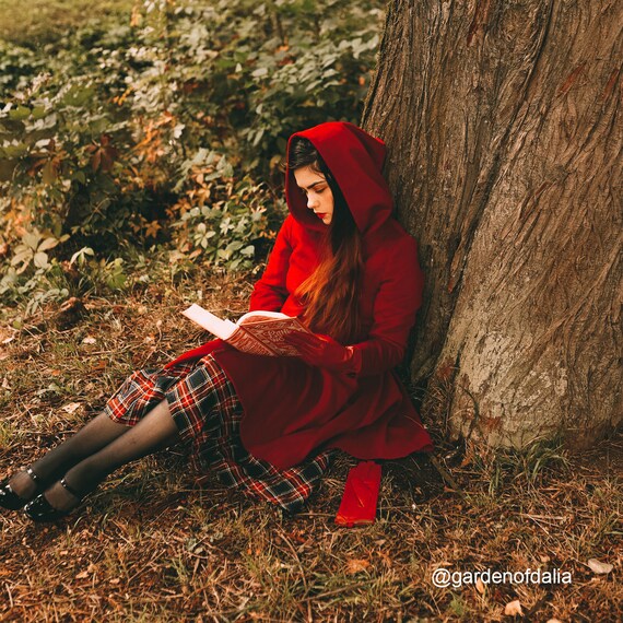 Red swing hooded princess coat 2415 Red swing hooded princess coat 2415