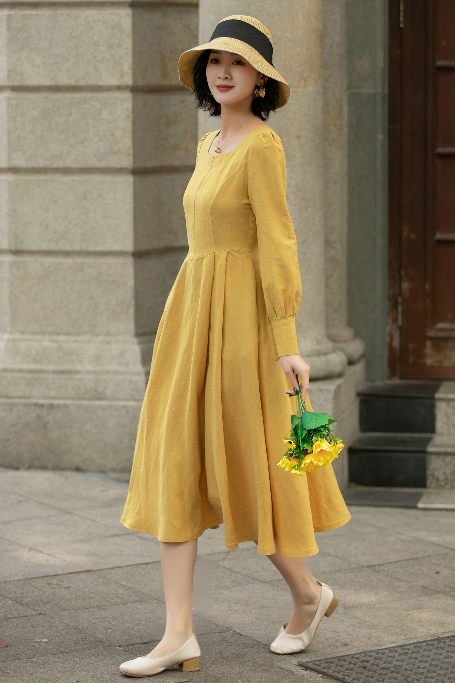 casual midi dress with sleeves PRETTYGARDEN Women's Casual Midi Dresses Square Neck Short Sleeve Smoc
