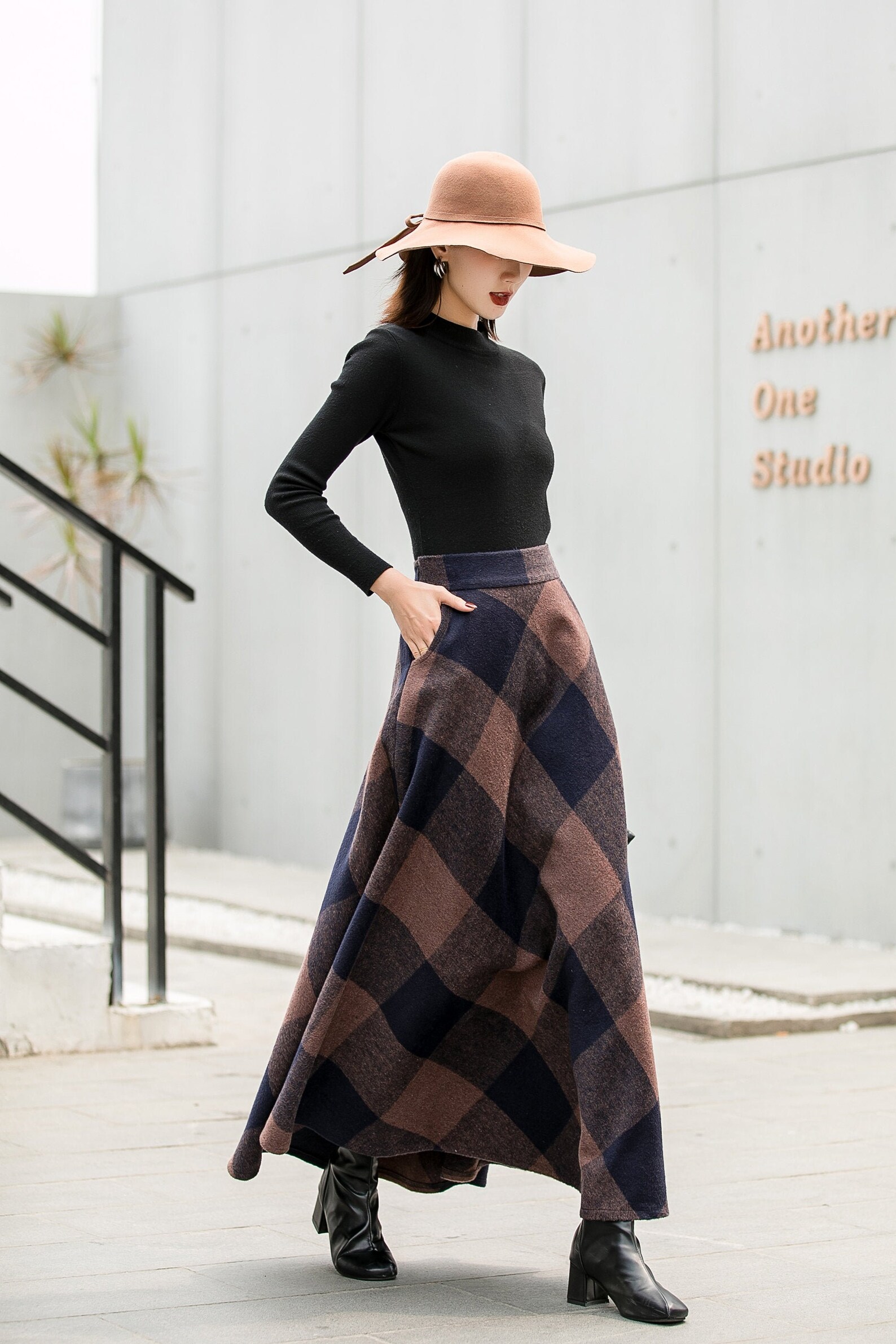 Plaid Wool Maxi Skirt Red Cream Blue Classic Vintage - Size S