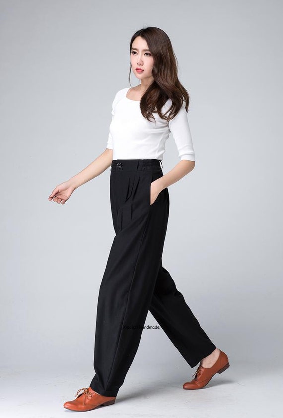 Women's Pleated linen tapered pants 1499 Women's Pleated linen tapered pants 1499
