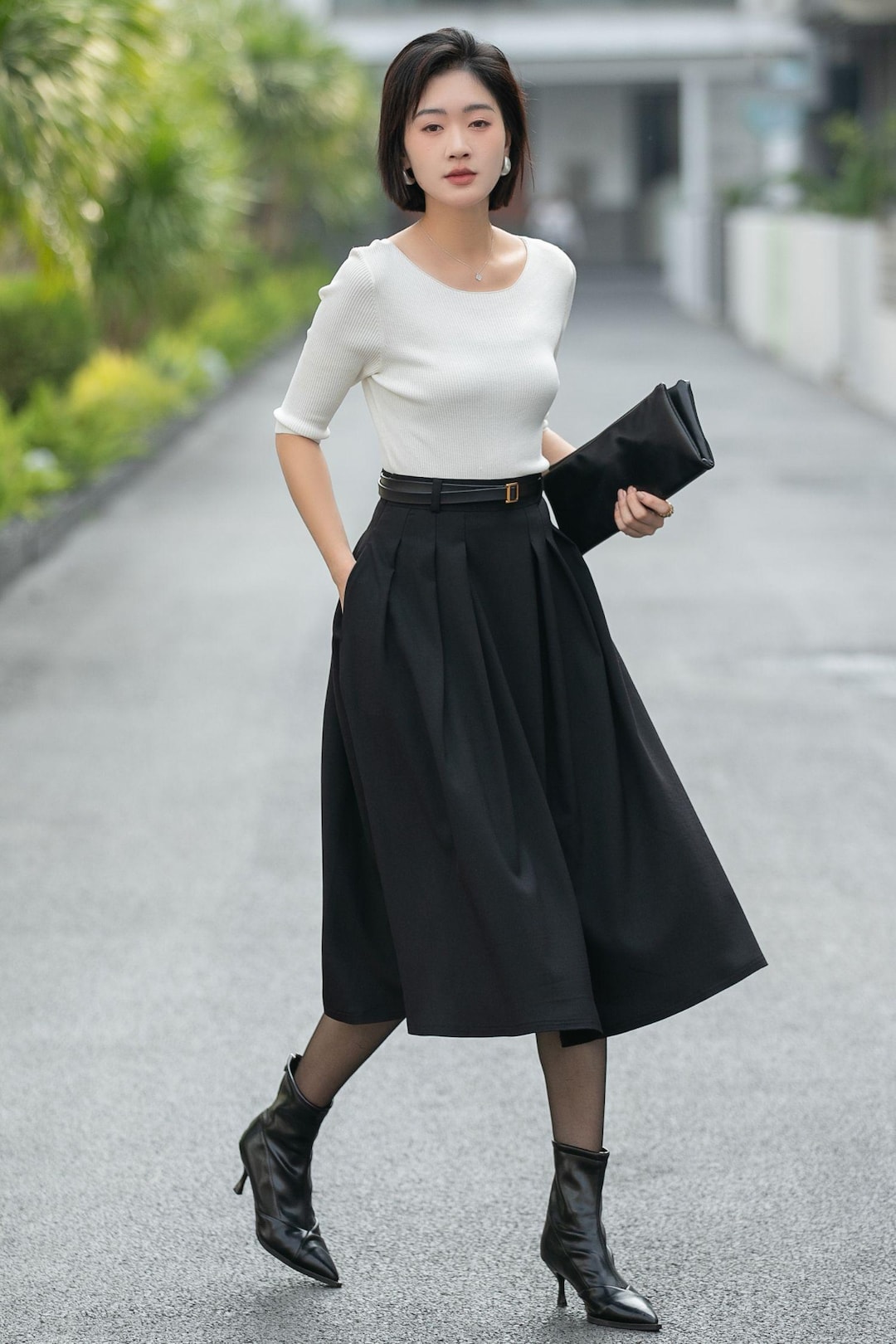 Black Pleated Midi Skirt With Pockets – High Waist A-line Office