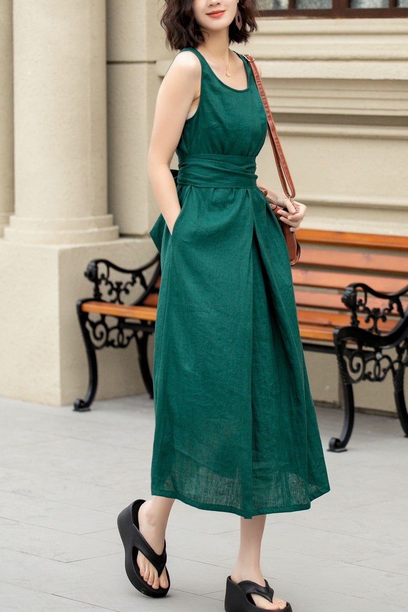 Zomer linnen jurk, groene mouwloze jurk, casual linnen midi-jurk, linnen jurk met riem en zakken, plus size jurk, aangepaste jurk 4968 afbeelding 1