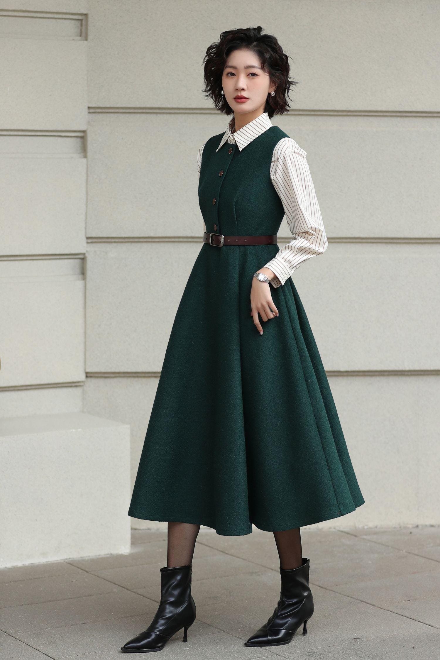 Green Wool Blend Midi Dress: Classic Sleeveless A-line Winter