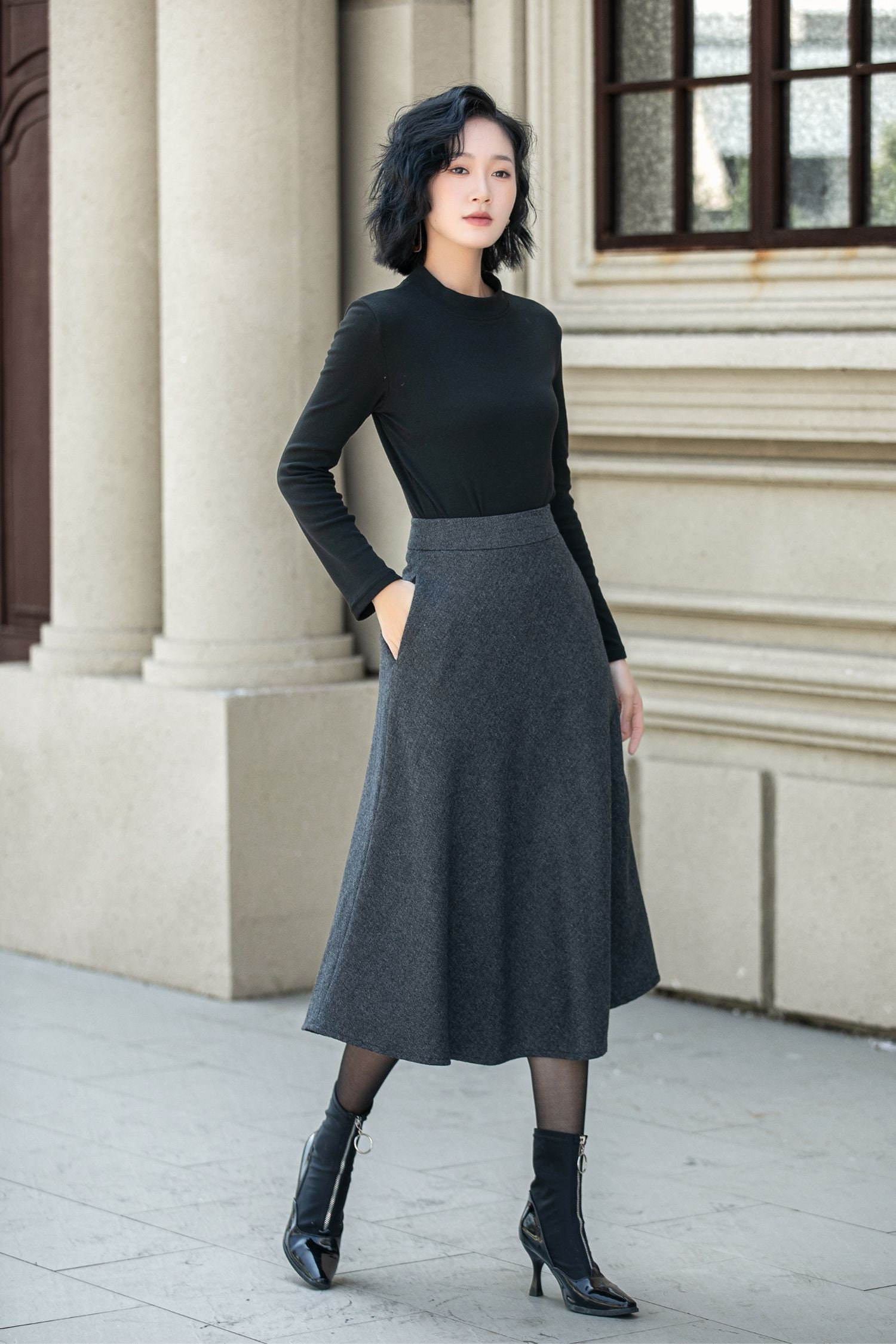 【送料&関税込】Givenchy Wool Midi Skirt 23961795_54692709_600.jpg