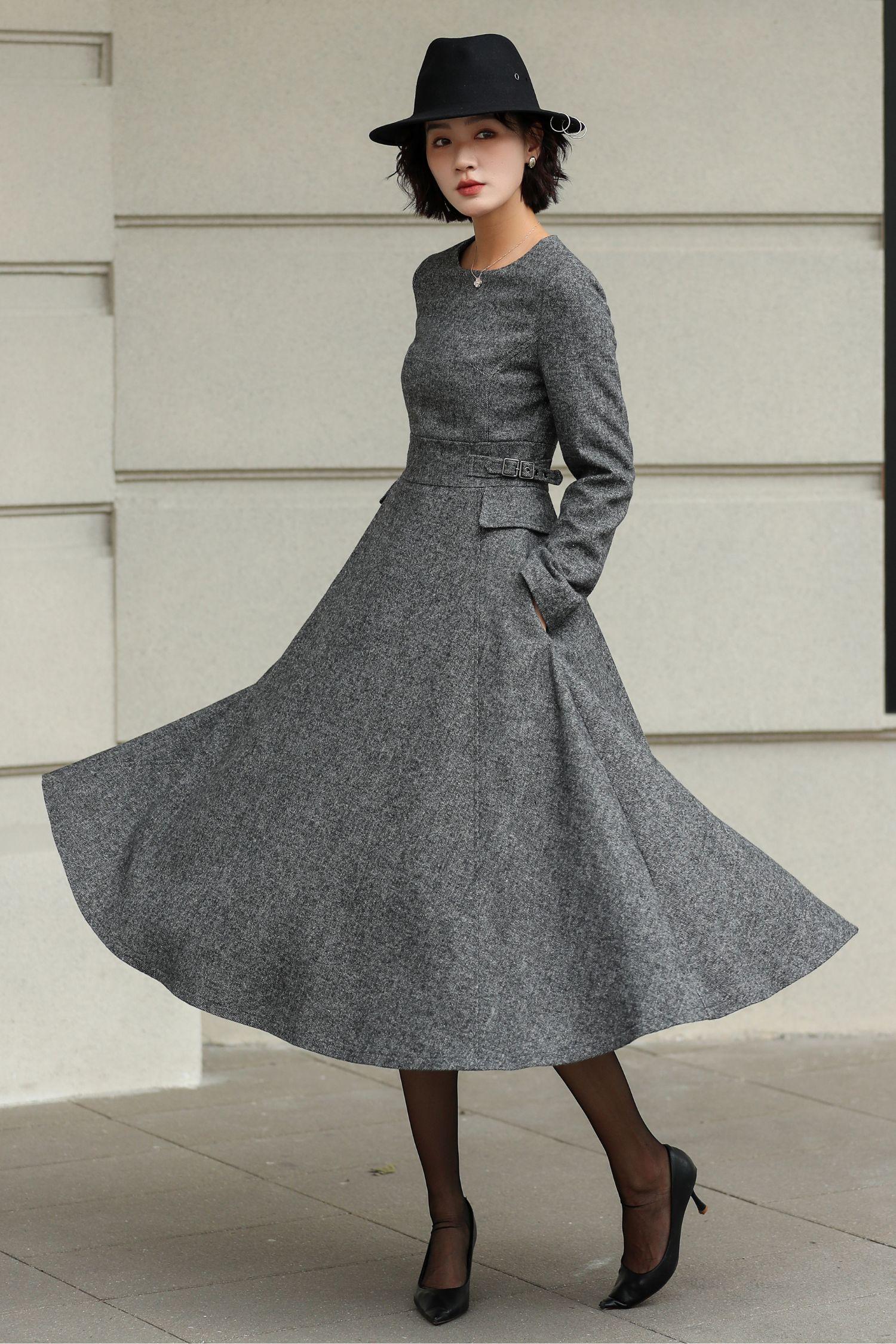 velvet fit and flare midi dress Mac Duggal - Navy Embellished Long Sleeve Velvet Trim A-Line Midi Dress main image 1