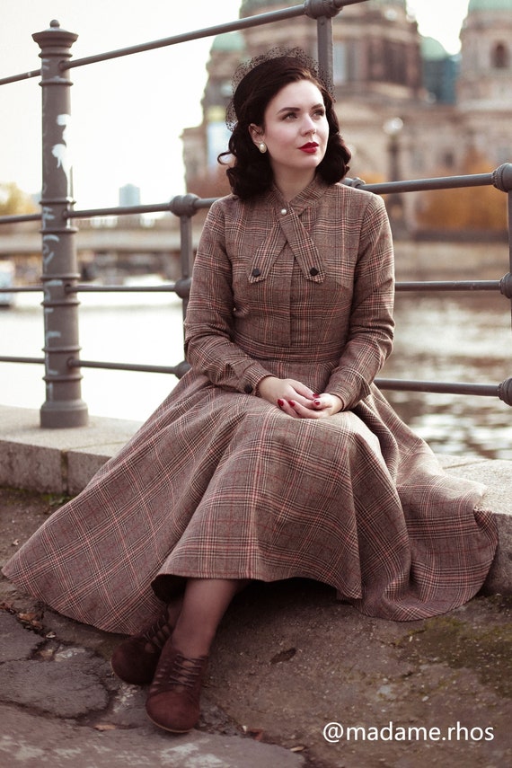 Vintage Inspired 1950s Plaid Wool Dress, Long Sleeves Wool Dress