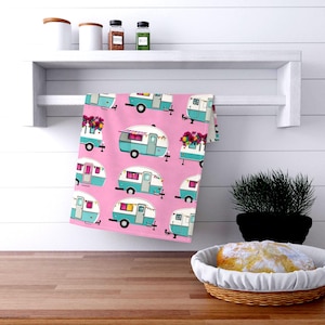 Personalized Vintage Camper Tea Towels - Retro Kitchen Decor, Gift for RV Lovers, Camping Kitchen Essentials, Home Decor, Boho Tea Towels