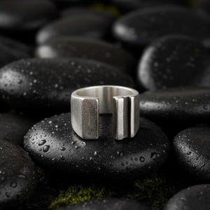 Anillo de plata Anillo modernista brutalista
