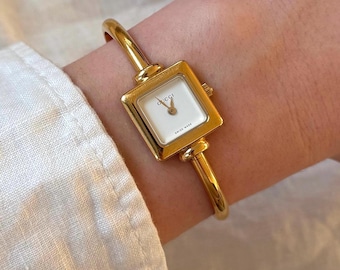 Vintage Gold Gucci Bangle Watch - Box