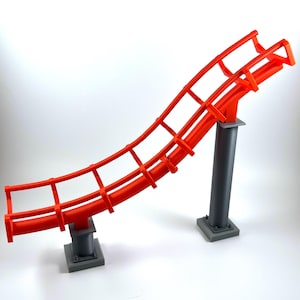 Maqueta de montaña rusa con base cuadrada / Inspirada en una flecha / (Colores personalizables) / Miniatura / Regalo para fanáticos de las montañas rusas / Fácil montaje