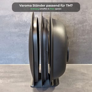 Varoma standaardhouder/organizer geschikt voor Thermomix TM7 – ruimtebesparend, handig voor het afvoeren van afval, voor een opgeruimde keuken, een leuk cadeau-idee voor Thermomix-liefhebbers.