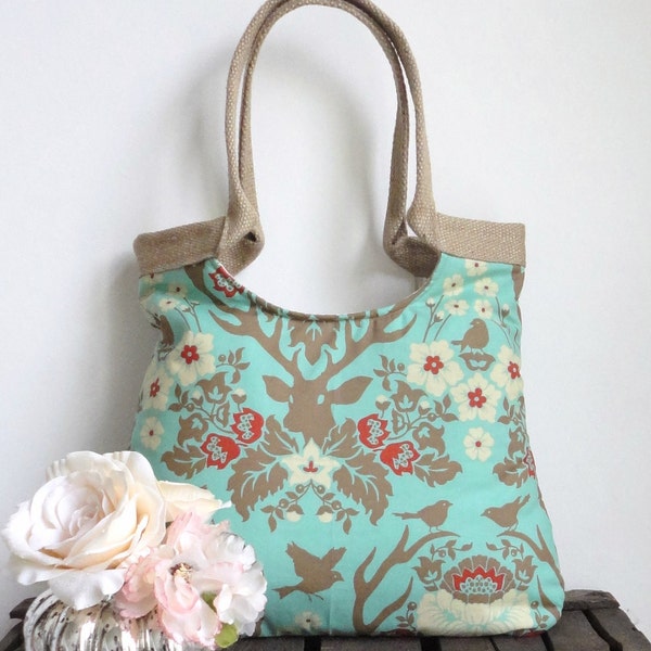 Deer tote bag in celadon with Jute