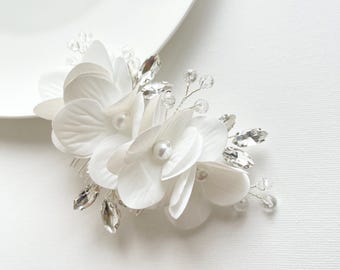Floral bridal haircomb crystal and pearl comb large white floral wedding comb floral headpiece