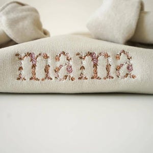 Embroidered Floral Mama Sweatshirt, Custom Mothers Day Gifts for Mama, Mimi, Nana, Gigi, Grandma Floral Shirt, Embroidery Shirt Gift for Mom