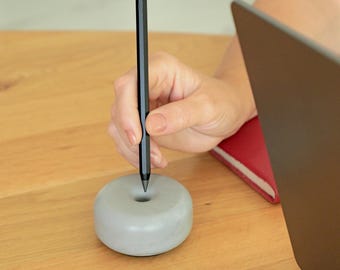 Porta-lápis de concreto feito à mão (pacote com 2): organizador de tecnologia minimalista