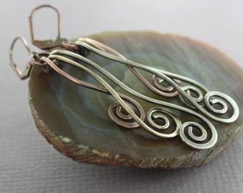 Spiral waves mixed metals earrings - Dangle earrings - Chandelier earrings - Mix metal earrings - Long earrings - ER084