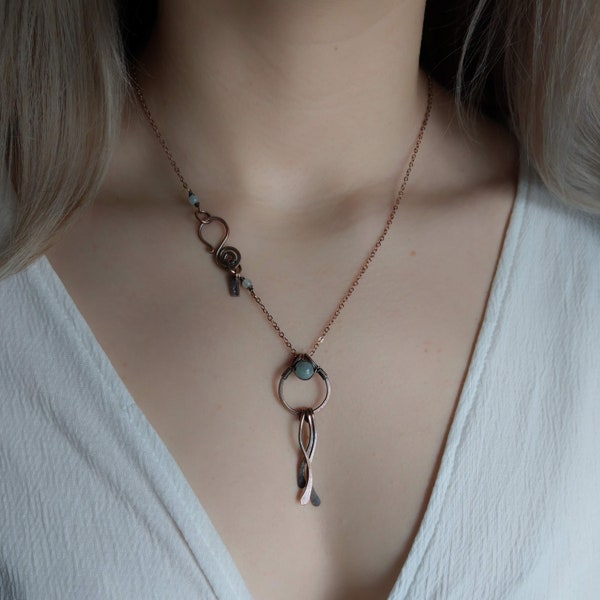 Copper pendant  necklace with aquamarine stone, Aquamarine necklace, Gemstone necklace, Hoop necklace, Horseshoe necklace - NK005