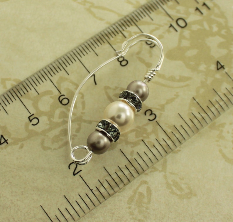 Sterling silver dainty shawl pin with Swarovski pearls, Crystal pin, Elegant brooch, Small pin, Delicate fibula, Knitting accessory SP078 image 3