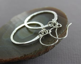 Hammered hoop sterling silver earrings - Hoop earrings - Large hoop earrings - Circle earrings - Round earrings - Trendy earrings - ER015