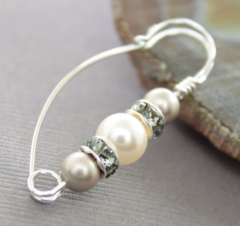 Sterling silver dainty shawl pin with Swarovski pearls, Crystal pin, Elegant brooch, Small pin, Delicate fibula, Knitting accessory SP078 image 2