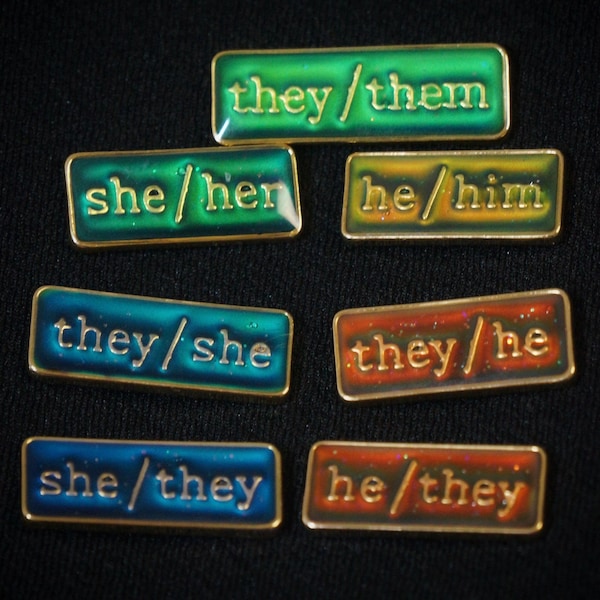 Pronoun 'mood' pin badge — Thermal colour change!
