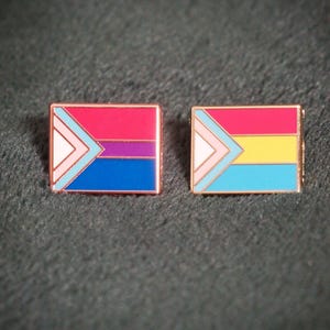 Trans-inclusive Lesbian / Gay / Bi / Pan Pride Flag enamel pin badge image 7