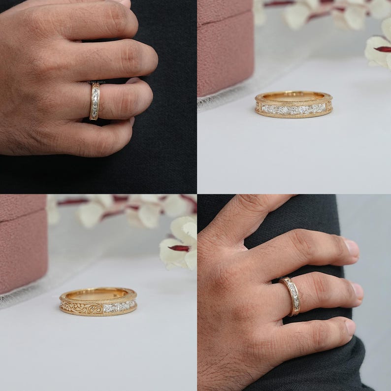 Puede incluir: Alianzas de boda doradas con detalles de diamantes. Los anillos presentan varios dise&ntilde;os, incluyendo una banda con una fila de diamantes cuadrados y otra con un patr&oacute;n grabado. Los anillos se muestran sobre una superficie blanca y en el dedo de una persona.