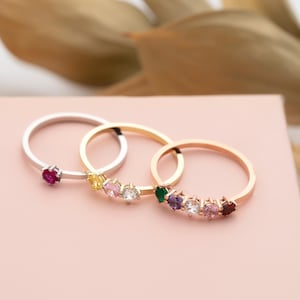 Familie Birthstone Ring | 3,00 mm Edelsteine | 10K, 14K, 18K Gold | Personalisierbarer Ring | Personalisierter Schmuck | Geschenk für Sie