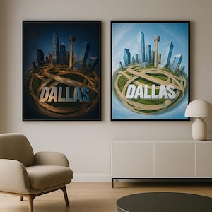 Puede incluir: Dos impresiones artísticas enmarcadas que representan Dallas, Texas. Cada impresión muestra un paisaje urbano con rascacielos, carreteras y la palabra "DALLAS". Una impresión tiene un tema oscuro de noche, y la otra un tema de día.