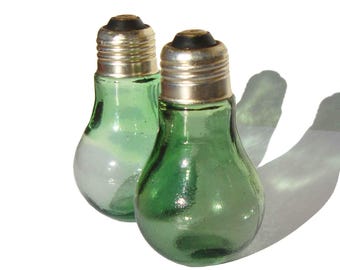 Vintage 60s Green Lightbulb S&P Shakers Novelty Salt Pepper – Hong Kong