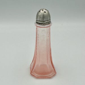 Vintage Pink Depression Glass | Elegant Princess Salt Shaker | Rare | Anchor Hocking Glass Company | 1930&#39;s