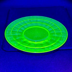 Vintage Green Uranium Depression Glass | Sherbet Plate | Block Optic | Glowing Glass | Hocking Glass Company | 1920&#39;s - 30&#39;s
