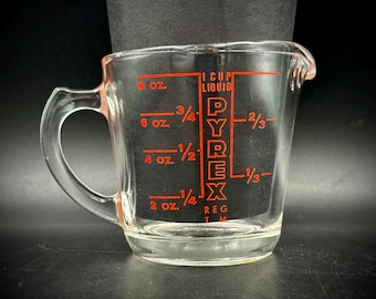 Vintage PYREX 1-Cup Liquid Glass Measuring Cup #508 | Red Markings D-Handle MCM USA 1960s