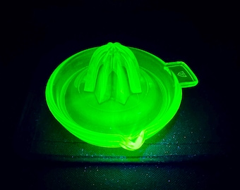 Vintage Green Uranium Depression Glass | Small Citrus Juicer/Reamer | Federal Glass | 1920's-1930's