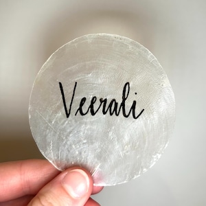 Hand-Lettered Capiz Shell Place Card, Custom Personalized Seashell Place Cards, Beach Wedding Place Cards, Place Cards, Wedding Favors, Gift
