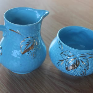 WADE art-deco melkkan en suikerpot gouden turquoise braamstruik vintage