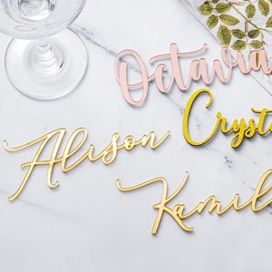 Cartão de lugar de casamento personalizado, placas de nome personalizadas para casamento, nomes de madeira dourada, decoração de mesa de casamento de luxo, etiquetas de nomes cortadas a laser