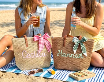 Custom Straw Beach Tote, Handwoven Summer Pool Bag, Bridesmaid Gift, Girls Trip Favors, Bachelorette Party Bags