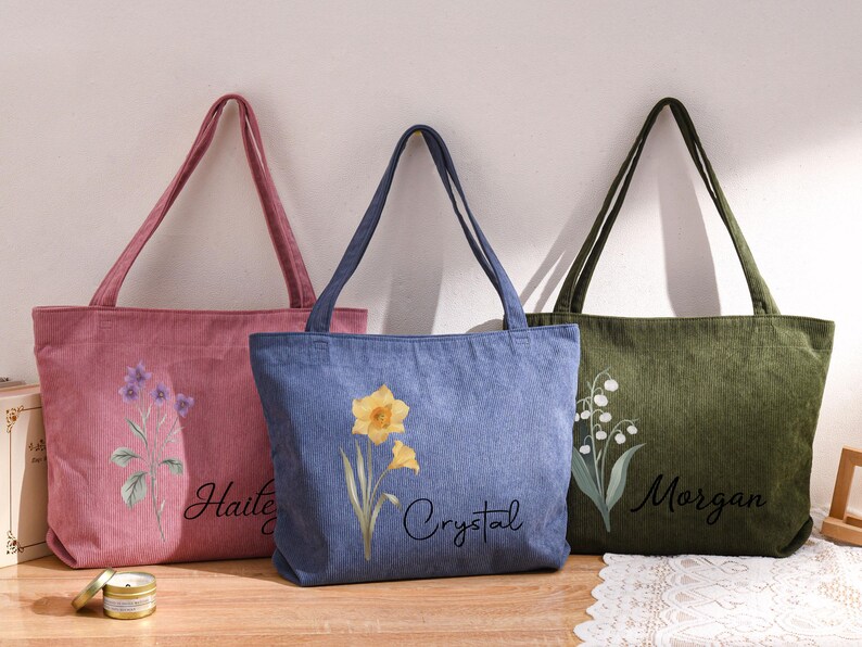Bolso de pana personalizado, bolsos con nombre y flor de nacimiento personalizados, bolso con cremallera de gran capacidad, regalo para damas de honor imagen 9