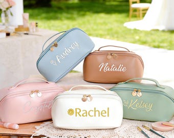 Bolsa de maquillaje bordada de cuero personalizada, regalo para dama de honor, bolsa de cosméticos de gran capacidad, organizador de maquillaje, neceser, regalo para ella, mamá