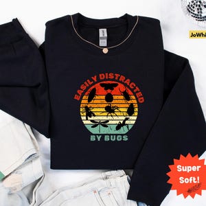 Christmas Sweatshirt Trendy Sweatshirt Bugs sweatshirt Aesthetic Sweatshirt Easily Butterfly Sweatshirt Entomologist Sweatshirt