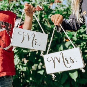 Mr & Mrs sign, wedding chair signs, bride and grooms signs, wedding photo props, wedding reception decor, sweetheart table decor, mini signs