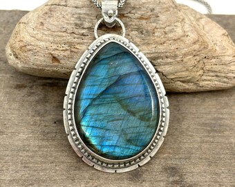Statement Size Flashy Labradorite Sterling Silver Pendant Necklace
