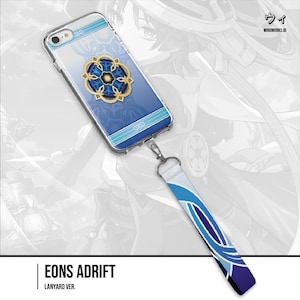 Könnte beinhalten: Eine transparente Handyhülle mit blauem und goldenem Blumendesign und einem passenden Schlüsselband. Die Handyhülle hat ein blaues und goldenes Blumendesign auf einem blauen Farbverlauf. Das Schlüsselband ist weiß und blau mit passendem Design. Der Text "EONS ADRIFT" steht unten.