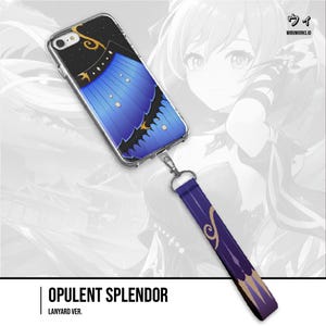 Könnte beinhalten: Transparente Handyhülle mit blauem Schmetterlingsflügel-Design und passendem lila Schlüsselband. Die Hülle hat goldene Akzente und den Text "OPULENT SPLENDOR". Das Schlüsselband hat einen silbernen Verschluss.