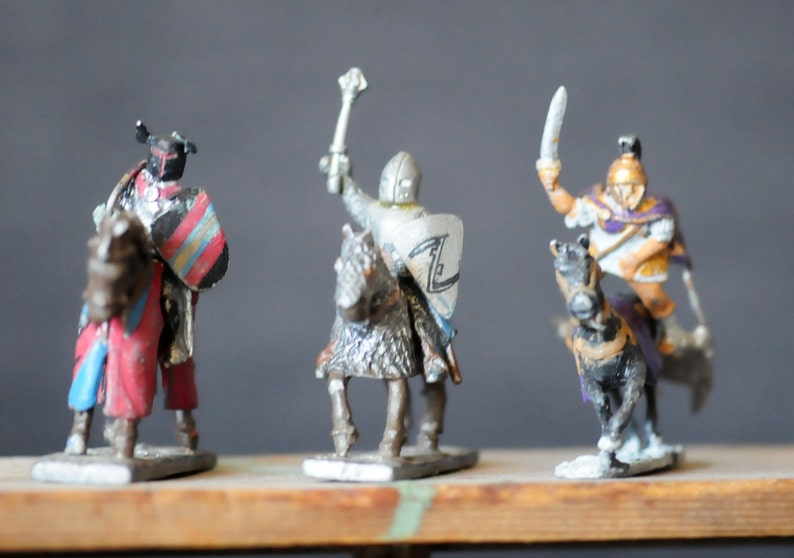 Dungeons and Dragons Miniature Horse and Rider by Minifigs | Etsy