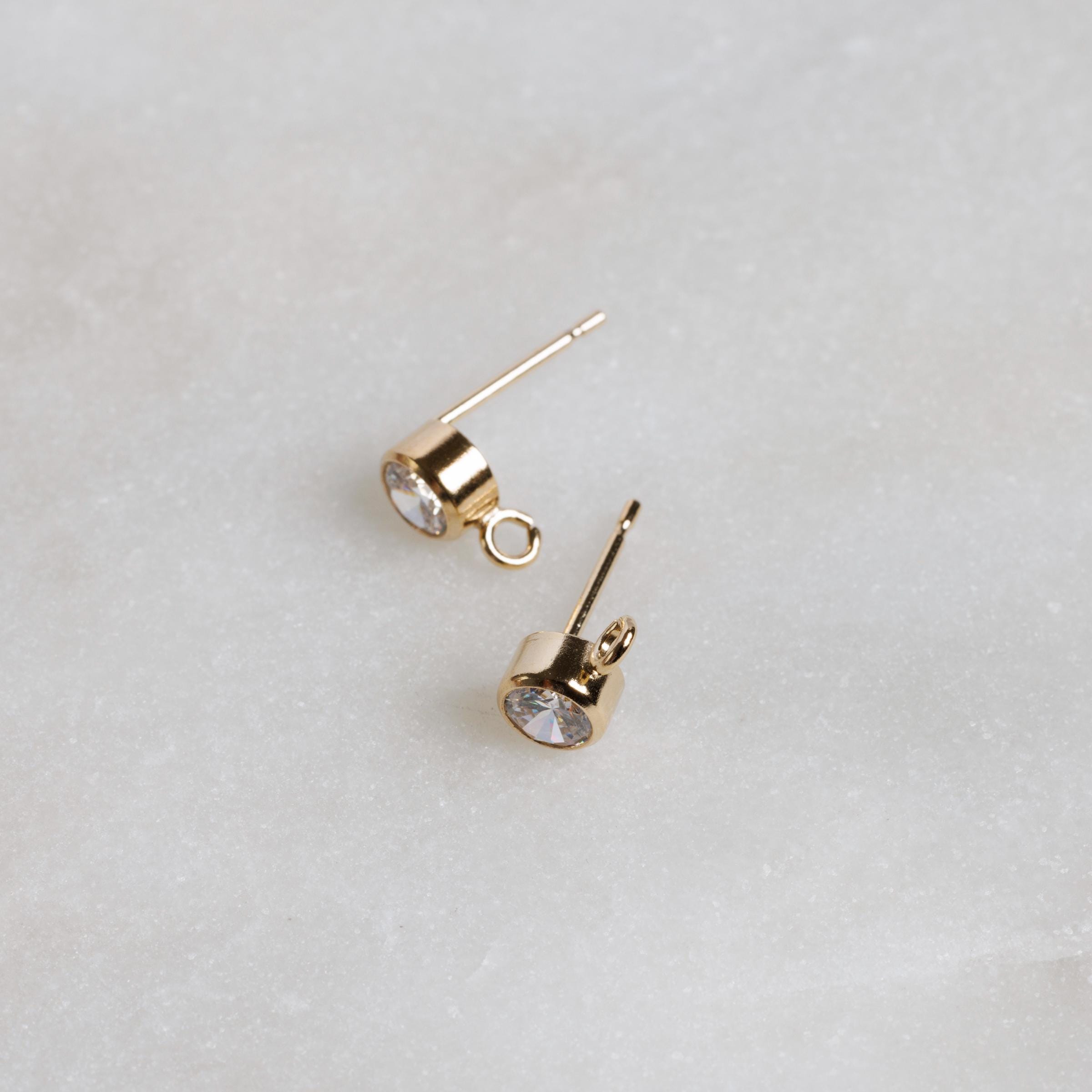 One Pair 14K Gold Filled 4mm White 3A CZ Post Earrings With