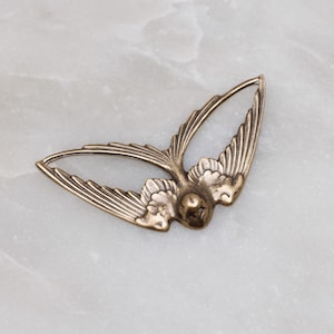 One Antique Gold Diving Sparrow 41x21mm, Made in USA, AG3