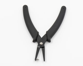 Hi-Tech Hole Puncher - Used With Leather, The Beadsmith, Made in Taiwan, T120