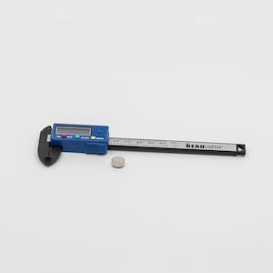 Digital Caliper 4 IN - 100MM/ Carbon Fiber, The Beadsmith, T36